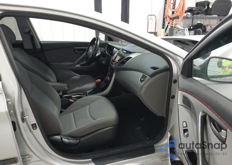 2016 Hyundai Elantra Se z USA, uszkodzony, nr VIN KMHDH4AE1GU519035